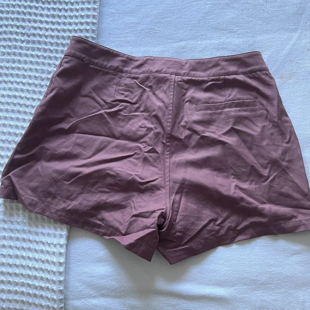 Lululemon This Instant Tailored Hiking Short